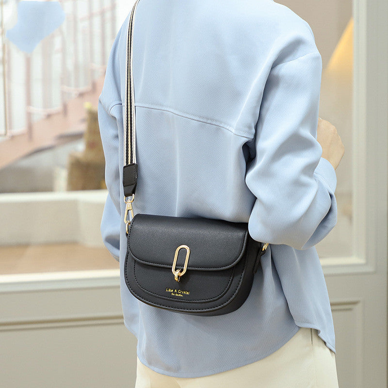 One-Shoulder Saddle Bag